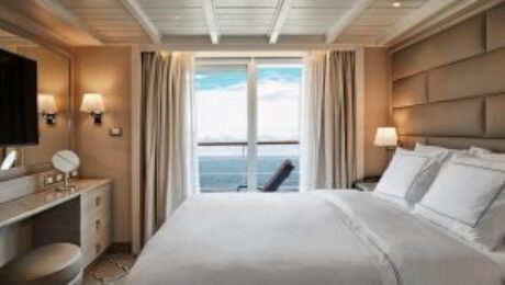 Silver Cloud Silver Suite