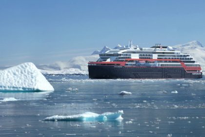 MS Roald Amundsen