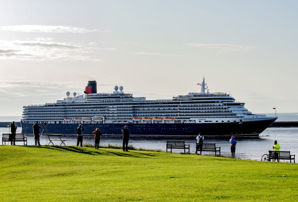 Port of Tyne welcomes Cunard's Queen Victoria