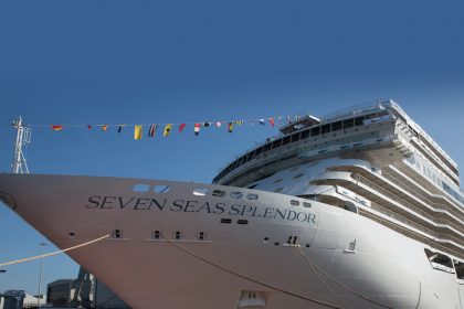 cruise ship Seven Seas Splendor