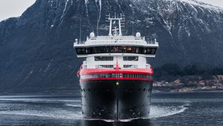 Hurtigruten expedition ship MS Fridtjof Nansen Hurtigruten expedition ship MS Fridtjof Nansen