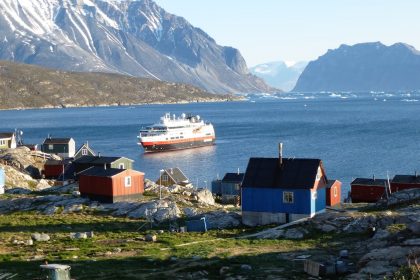 Hurtigruten explorer Fram