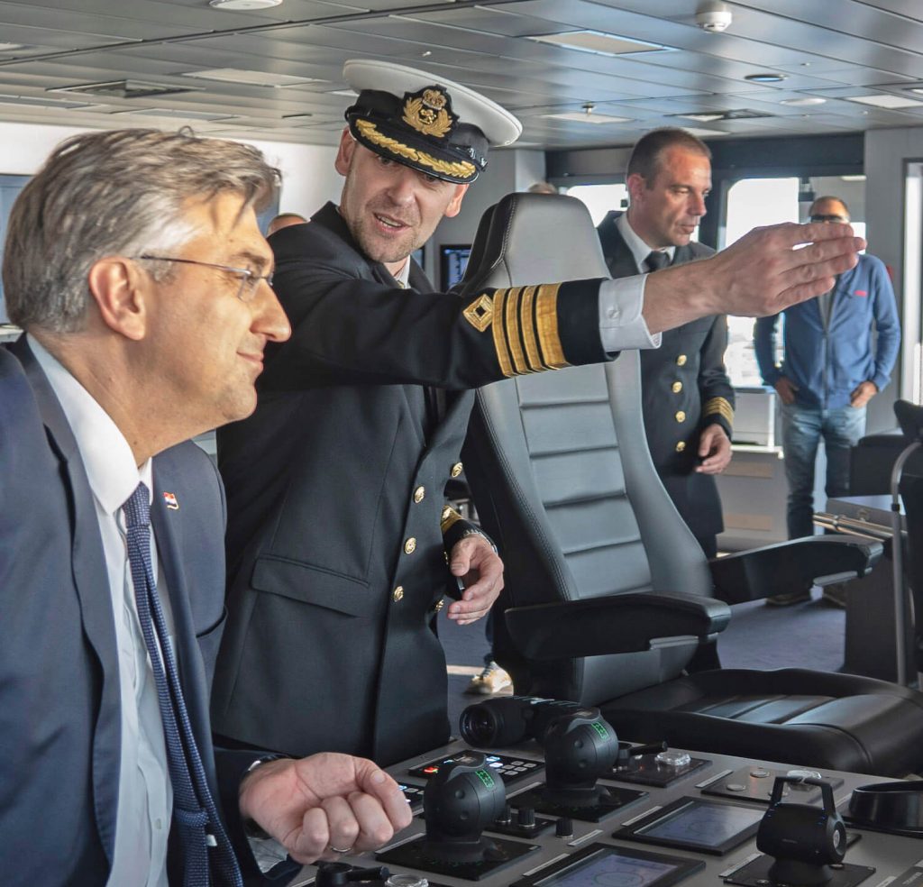Croatian Prime Minister vists Scenic Eclipse