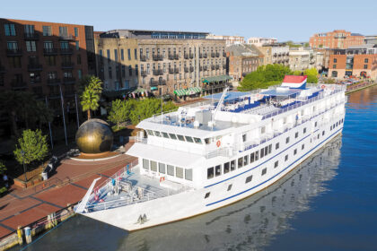 American Cruise Lines Independence in Savannah