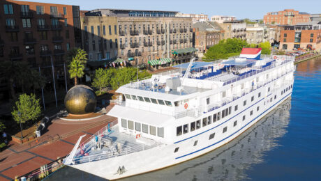 American Cruise Lines Independence in Savannah