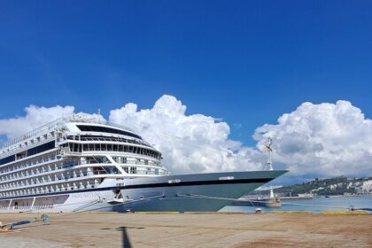 Viking Neptune in Dover